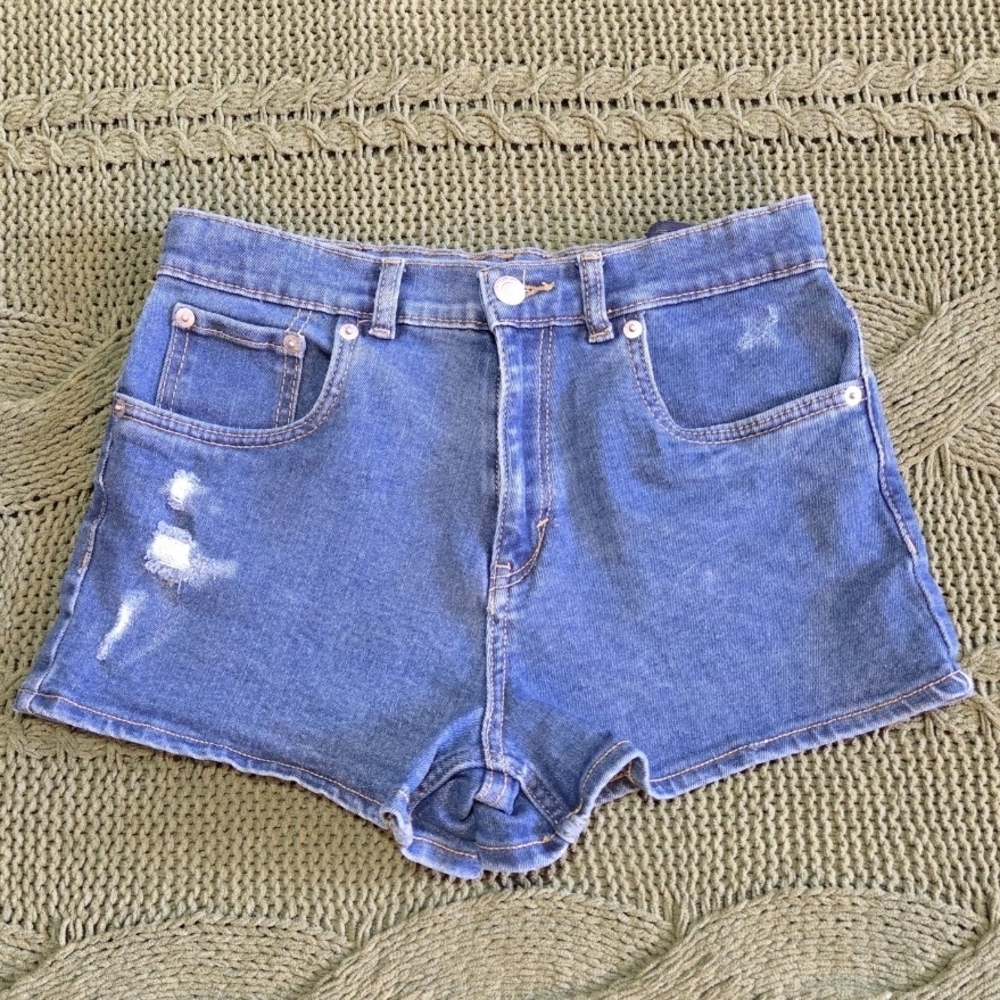 Levis Mini Mom Denim Jean Shorts Adjustable High Waist Distressed